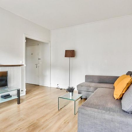 Appartement Quartier Tour Eiffel Parc Du Champ-De-Mars パリ エクステリア 写真